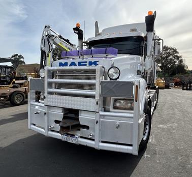 2014 MACK TITAN CXXT image 13